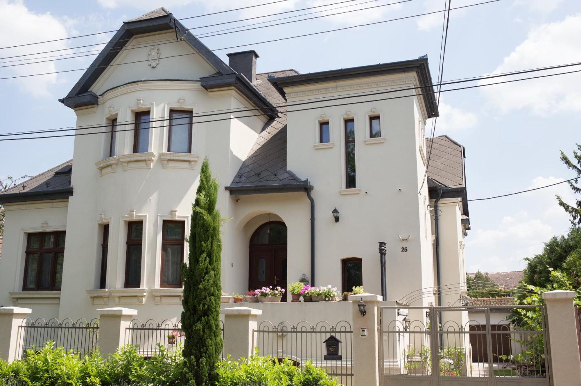 Kuria Apartman With Private Jacuzzi And Pool Budapeşte Dış mekan fotoğraf