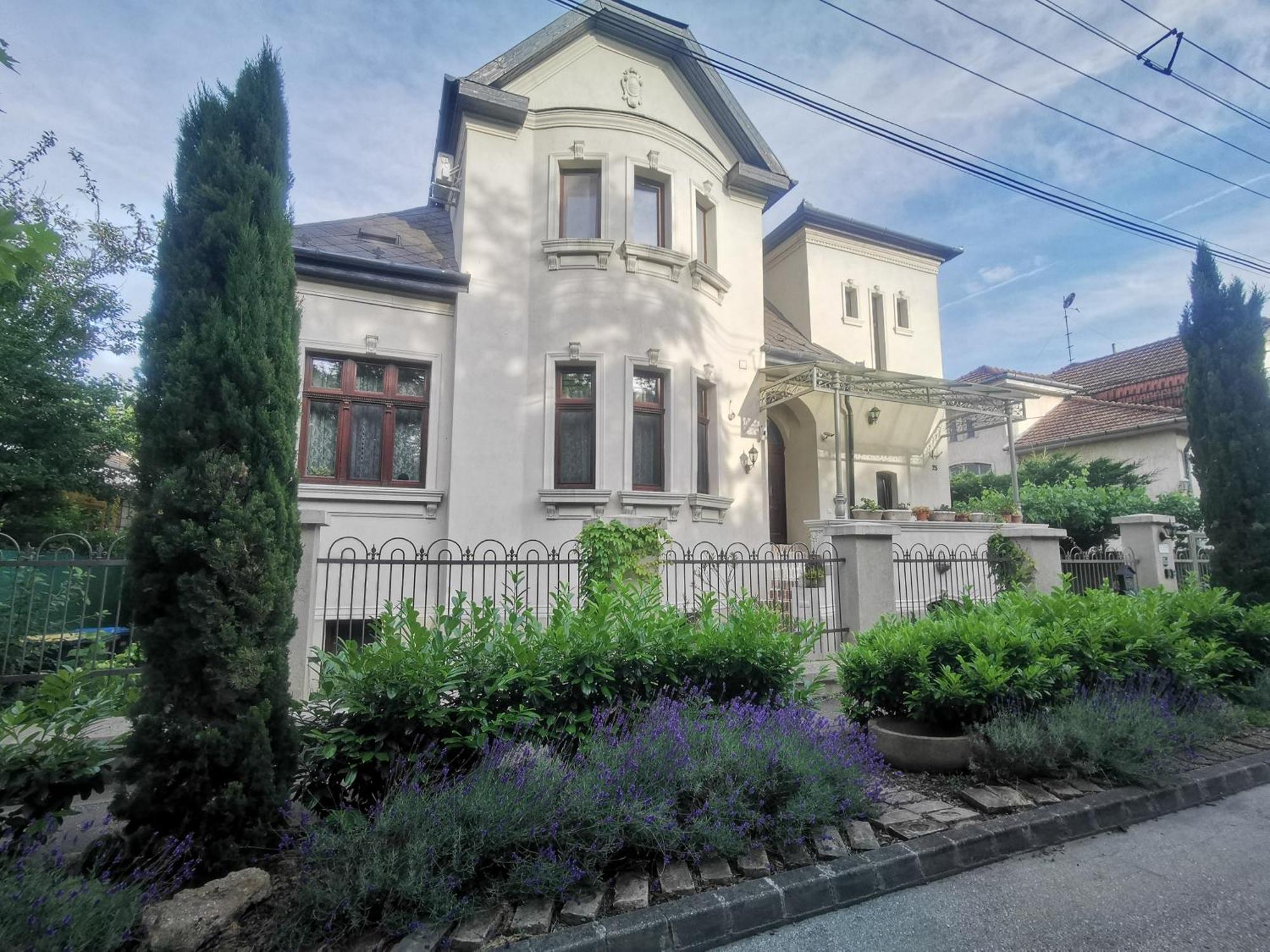 Kuria Apartman With Private Jacuzzi And Pool Budapeşte Dış mekan fotoğraf
