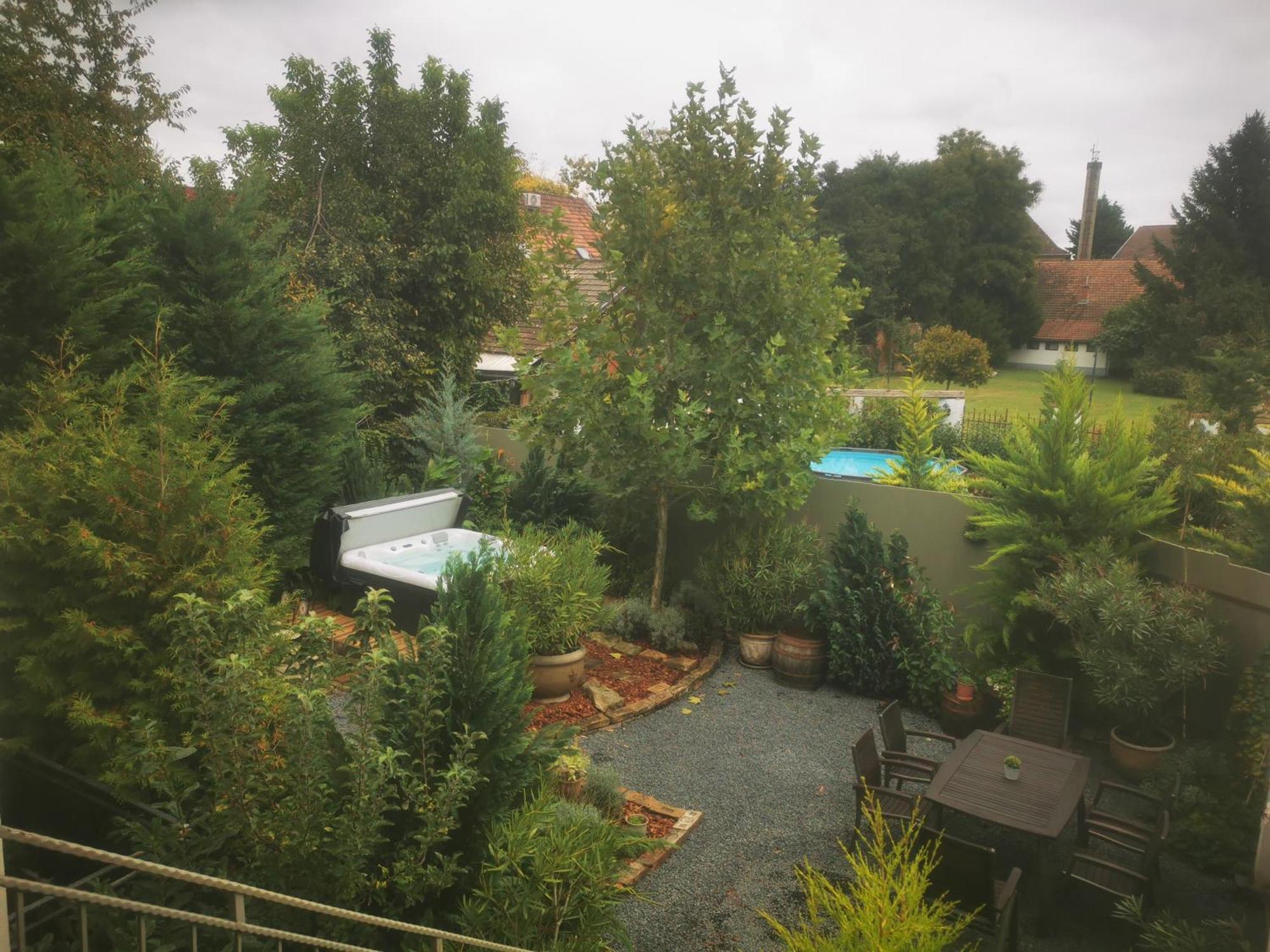 Kuria Apartman With Private Jacuzzi And Pool Budapeşte Dış mekan fotoğraf