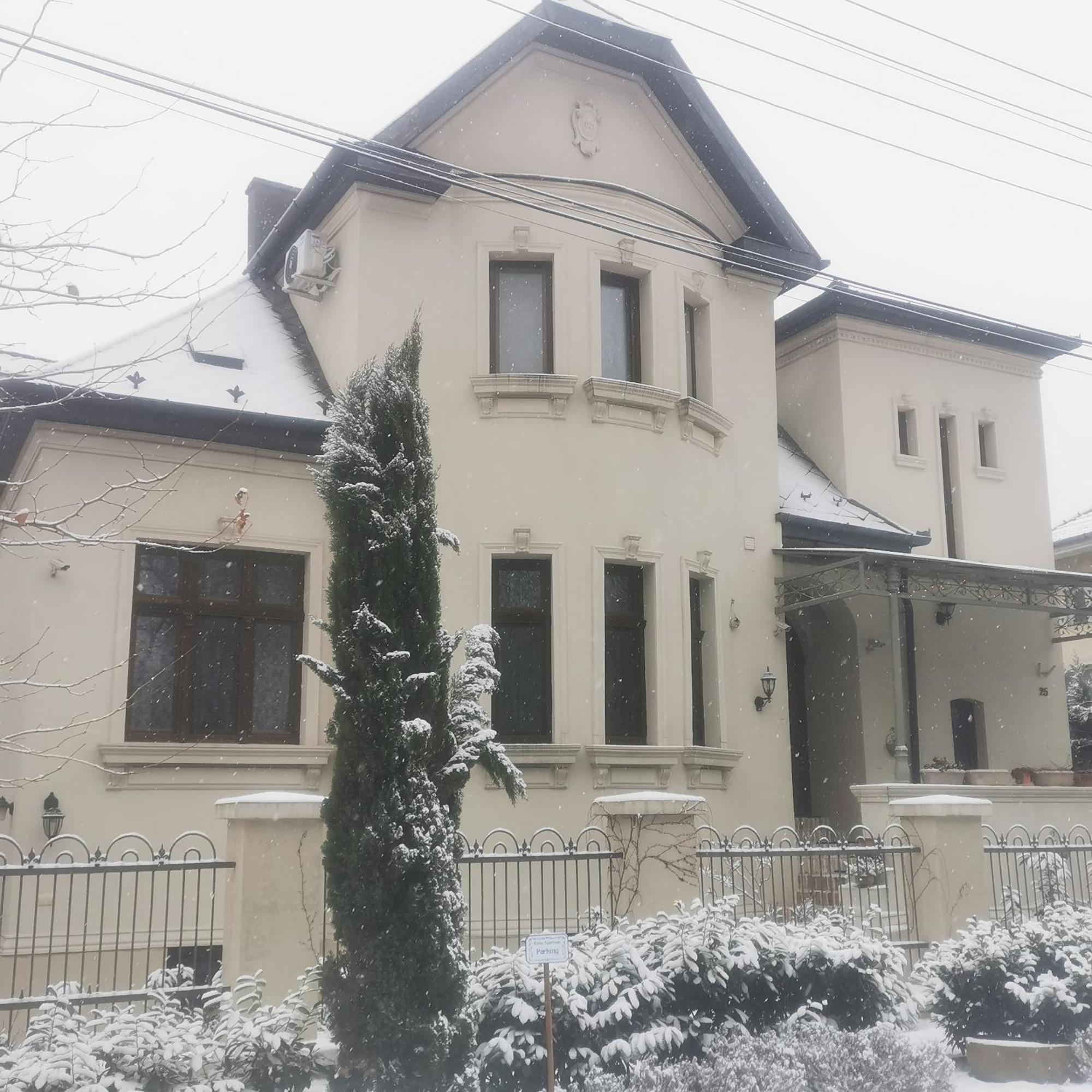 Kuria Apartman With Private Jacuzzi And Pool Budapeşte Dış mekan fotoğraf